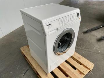 Miele W3835 Wasmachine Digitaal W 3835 Was machine 6kg 1600