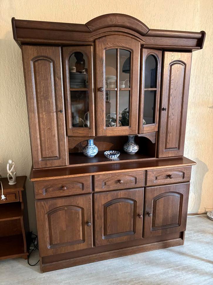 Prachtige vitrinekast met opbergruimte, Huis en Inrichting, Kasten | Buffetkasten, Gebruikt, 150 tot 200 cm, 100 tot 150 cm, 25 tot 50 cm