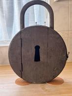 Origineel sleutelkastje als groot hangslot, Ophalen, Minder dan 50 cm, Zo goed als nieuw, Minder dan 100 cm