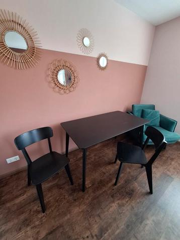 Lisabo eethoek met 2 stoelen. Ikea. beschikbaar voor biedingen
