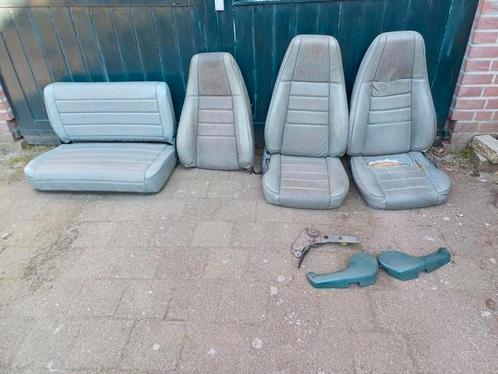 Interieur jeep wrangler yj / cj7 grijs stoelen achterbank, Auto-onderdelen, Interieur en Bekleding, Jeep, Gebruikt, Ophalen of Verzenden