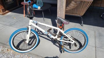 BMX Radio Dice beschikbaar voor biedingen