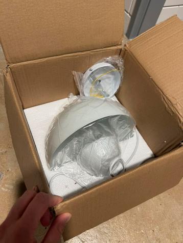 Nieuw in doos: Witte hanglamp retro scandinavisch design beschikbaar voor biedingen