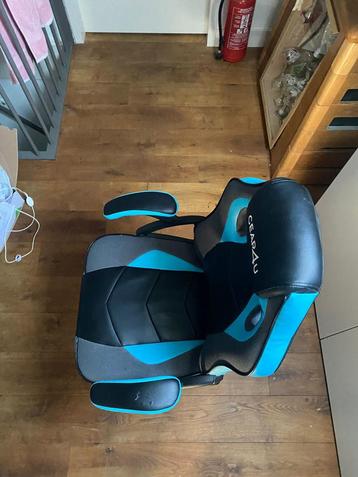 Gamestoel Gear4U – zwart/blauw beschikbaar voor biedingen