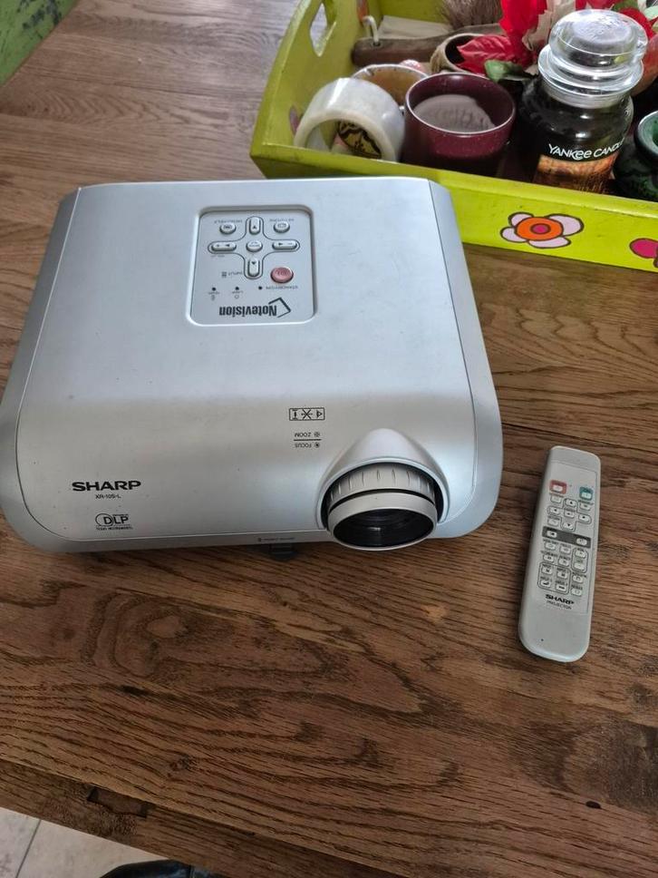 Sharp XR-10S-L Beamer - Goede Staat!, Audio, Tv en Foto, Beamers, Gebruikt, DLP, Overige resoluties, Ophalen of Verzenden
