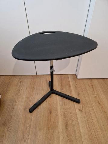 Zwarte Laptop Bijzettafel / Tekentafeltje beschikbaar voor biedingen