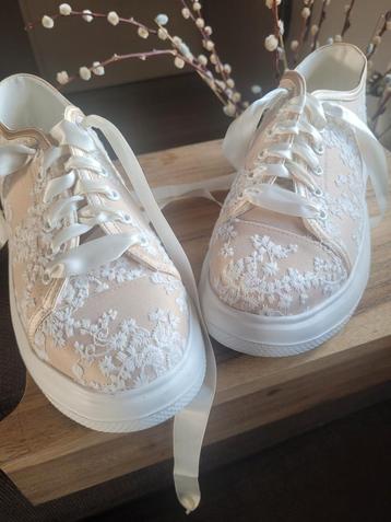 Bruidssneakers nieuw maat 42 beschikbaar voor biedingen