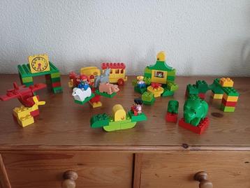 Duplo set op schoolreisje naar de speeltuin beschikbaar voor biedingen
