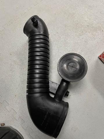Inlaatrubber aanzuigslang golf 1 cabrio 2H 155129627 beschikbaar voor biedingen