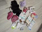 Pakket schoentjes en sokken 0-6 maanden, Kinderen en Baby's, Schoentjes, Meisje, Ophalen of Verzenden, Zo goed als nieuw