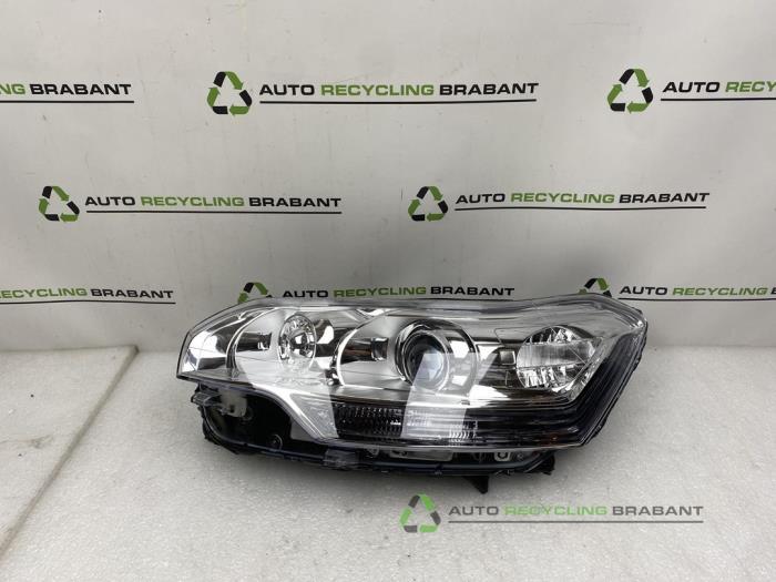 Koplamp rechts van een Citroen C5, Gebruikt, -, -, Ophalen of Verzenden
