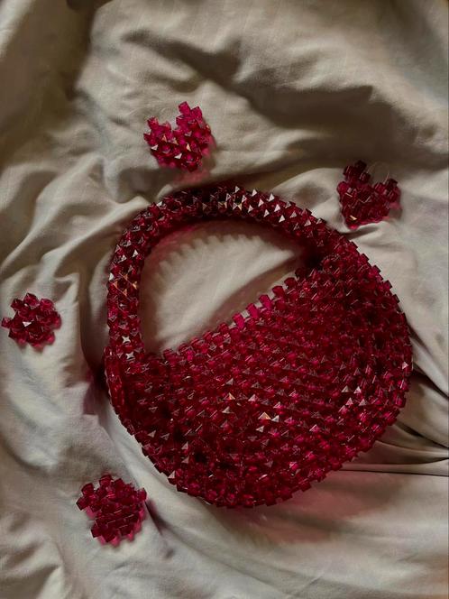 Ruby Kiss – Handmade Crystal Beaded Bag, Sieraden, Tassen en Uiterlijk, Tassen | Damestassen, Nieuw, Handtas, Rood, Ophalen of Verzenden