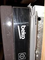 Beko vaatwasmachine AquaIntense b300, Witgoed en Apparatuur, Vaatwasmachines, Ophalen, Minder dan 85 cm, Minder dan 10 liter, Zo goed als nieuw