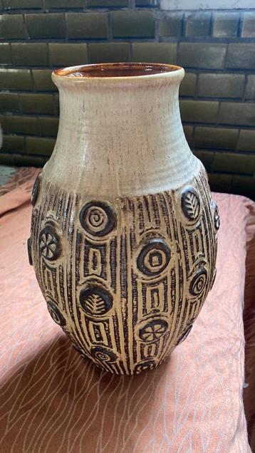 Grote decoratieve kruikvaas van Jasba W.-Germany beschikbaar voor biedingen