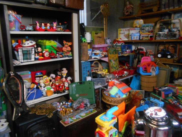 Garage Verkoop Surhuizum, Diversen, Rommelmarktspullen, Ophalen of Verzenden