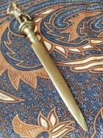 Zeldzame oude antieke Engelse briefopener met een soldaat.