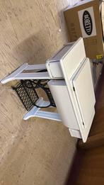 Singer naaimachine tafel omgebouwd,make-up / speelgoedtafel, Ophalen