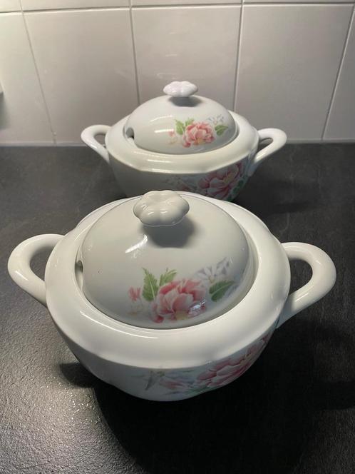 Mitterteich Bavaria - 2 x Dekschalen, Huis en Inrichting, Keuken | Servies, Zo goed als nieuw, Schaal of Schalen, Overige stijlen