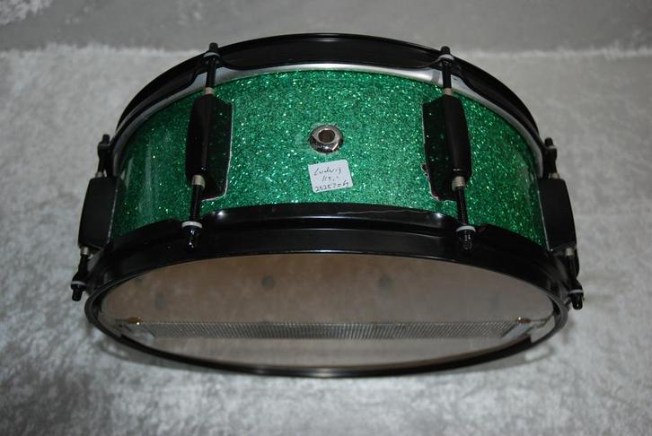 Snaredrum hout mist merkbadge  14x5 inch  <25252069>, Muziek en Instrumenten, Instrumenten | Onderdelen, Gebruikt, Drums of Percussie