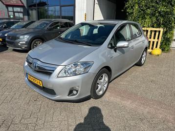 Toyota Auris 1.8 Full Hybrid Dynamic beschikbaar voor biedingen