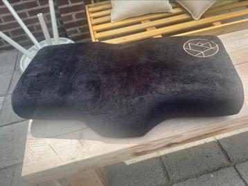 Wimperkussen beschikbaar voor biedingen