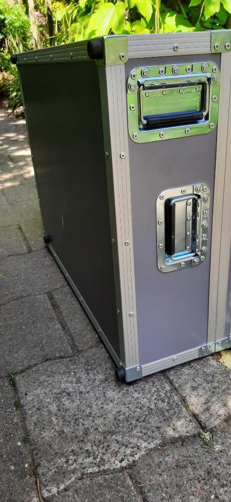 Flightcase met trollywieltjes, Muziek en Instrumenten, Overige Muziek en Instrumenten, Gebruikt, Ophalen