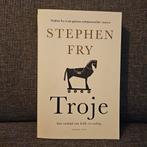 Stephen Fry - Troje, Ophalen of Verzenden, Zo goed als nieuw, Stephen Fry
