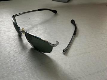 Rayban 57018 ( gebroken pootje ) beschikbaar voor biedingen
