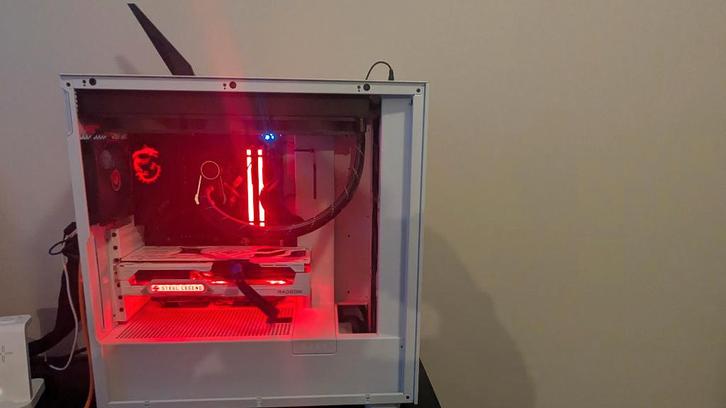 PC | Ryzen 9 7900X3D | RX 9070 XT | 5TB NVMe, Computers en Software, Desktop Pc's, Zo goed als nieuw, 4 Ghz of meer, SSD, 64 GB of meer