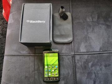 Black berry 9860 zgan beschikbaar voor biedingen