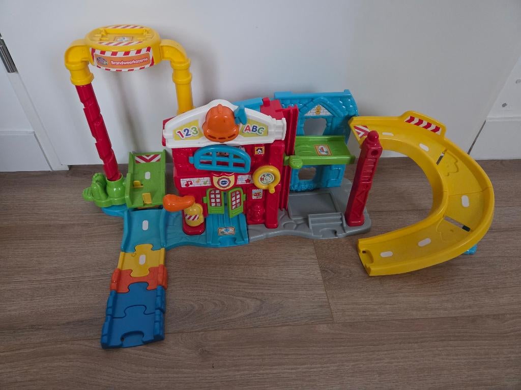 Grote partij Vtech Toettoet., Ophalen, Gebruikt, 2 tot 4 jaar