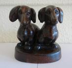 Oud beeldje van Teckels in hout, Ophalen of Verzenden