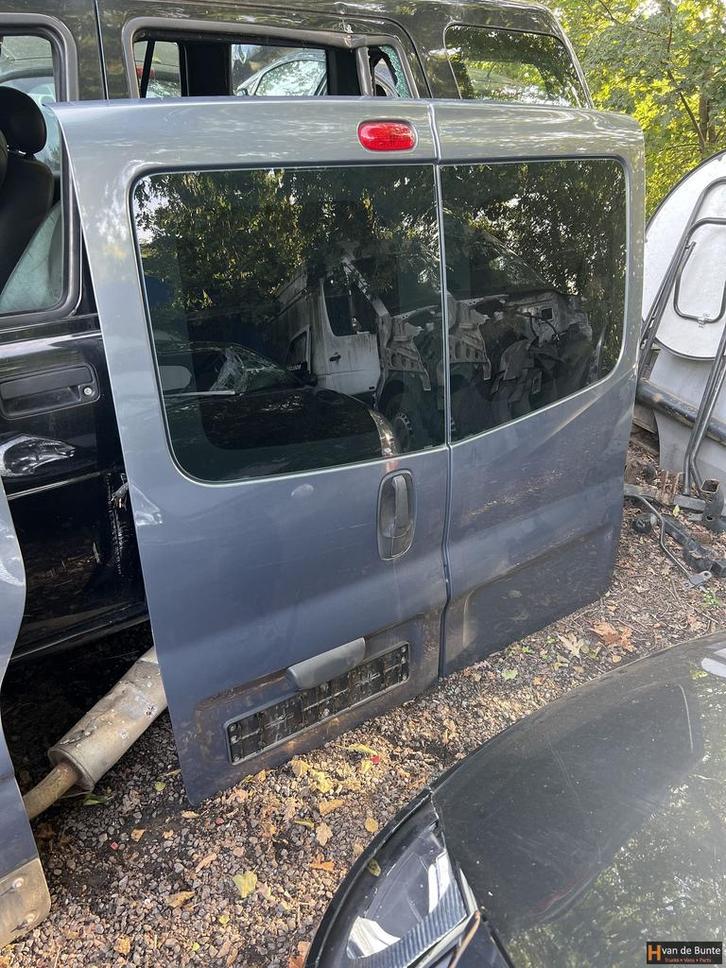 Achterdeur Deur Opel Vivaro Renault Trafic 125.- Per Stuk, Auto-onderdelen, Carrosserie en Plaatwerk, Achterklep, Renault, Achter
