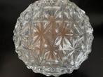 Vintage glazen plafondlamp is compleet, Ophalen of Verzenden, Zo goed als nieuw