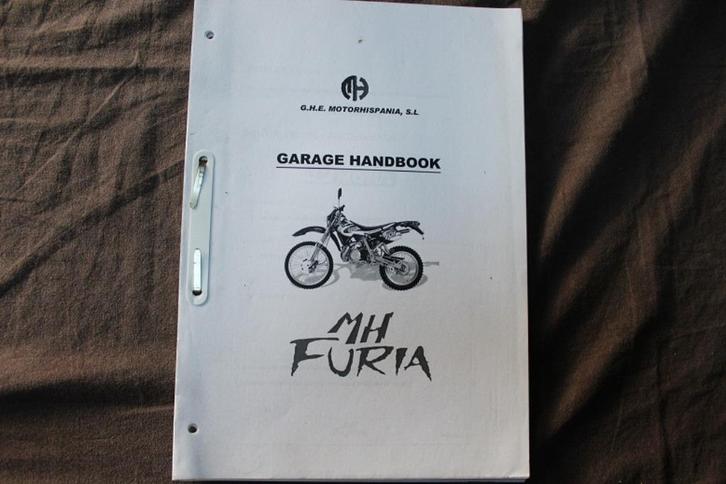Motorhispania MH Furia garage handbook werkplaatsboek, Fietsen en Brommers, Handleidingen en Instructieboekjes, Zo goed als nieuw