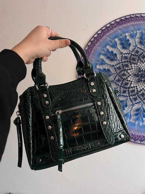 Tasje, Sieraden, Tassen en Uiterlijk, Tassen | Damestassen, Nieuw, Groen, Ophalen of Verzenden