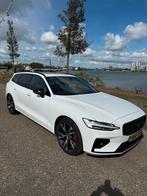 Volvo V60 T6 Twin Engine 340pk AWD Geartronic 2020 Wit, Automaat, Euro 6, 4 cilinders, Plug-in hybride