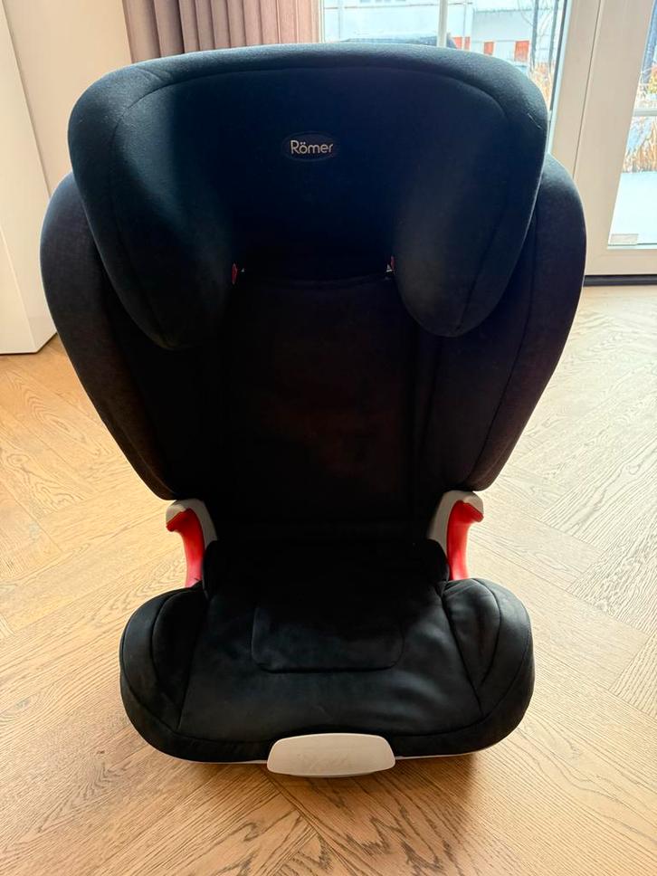 Römer autostoel - veilig en comfortabel, Kinderen en Baby's, Autostoeltjes, Gebruikt, Romer, 9 t/m 36 kg, Autogordel of Isofix