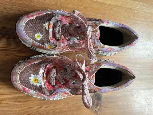Laura Vita sneakers maat 39.5, Kleding | Dames, Schoenen, Zo goed als nieuw, Sneakers of Gympen, Overige kleuren, Ophalen of Verzenden