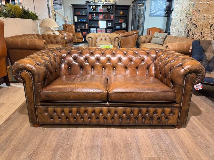 Gave originele engelse salvale chesterfield 2,5 Zits bank, Antiek en Kunst, Antiek | Meubels | Stoelen en Banken, Ophalen of Verzenden