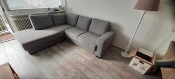Te koop 4-persoons hoekbankstel grijs beschikbaar voor biedingen