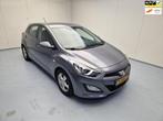 Hyundai I30 1.4 Airco Alu Velgen met all Season banden Trekh, Voorwielaandrijving, Stof, Gebruikt, Zwart