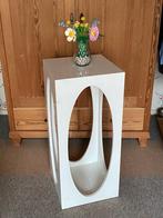 Plantenstandaard.   Wit,  Goossens., Ophalen, Gebruikt