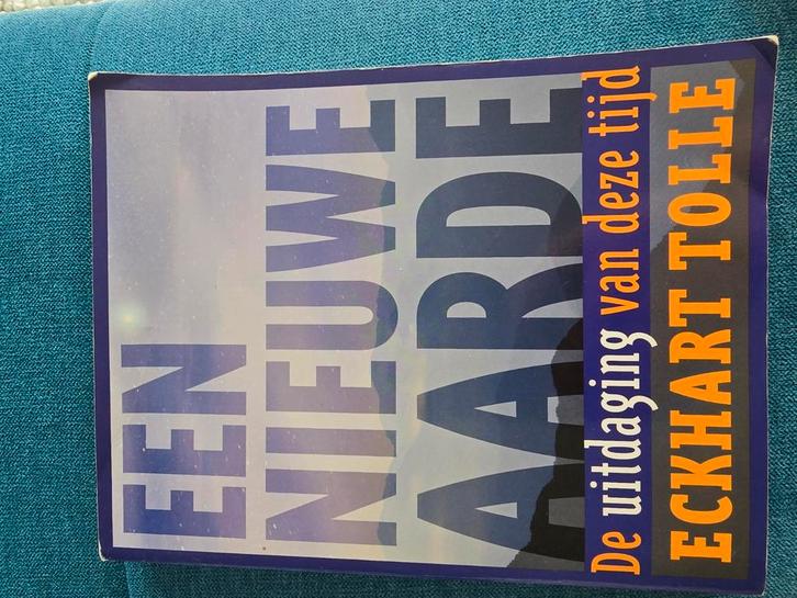 Eckhart Tolle - Een nieuwe aarde, Boeken, Esoterie en Spiritualiteit, Zo goed als nieuw, Achtergrond en Informatie, Spiritualiteit algemeen