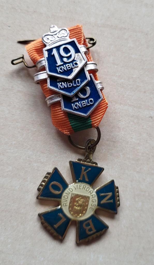 KNBLO Avondvierdaagse 19 medaille, Postzegels en Munten, Penningen en Medailles, Overige materialen, Ophalen of Verzenden