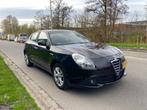 Alfa Romeo Giulietta 1.4 T Business Executive Automaat !, Auto's, Alfa Romeo, Origineel Nederlands, Te koop, 5 stoelen, Benzine