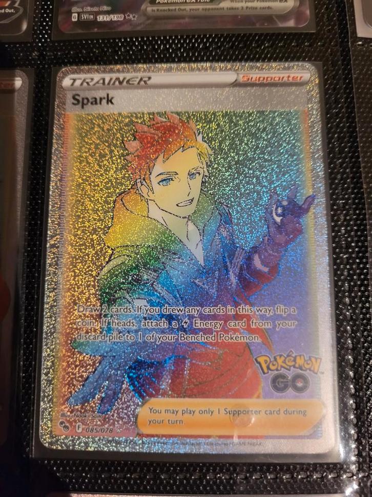 Spark Rainbow Full Art - Pokémon GO 085/078, Hobby en Vrije tijd, Verzamelkaartspellen | Pokémon, Zo goed als nieuw, Losse kaart