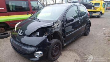 Peugeot 107 2006 1.0 12v 1KRFE Zwart EXZ onderdelen beschikbaar voor biedingen