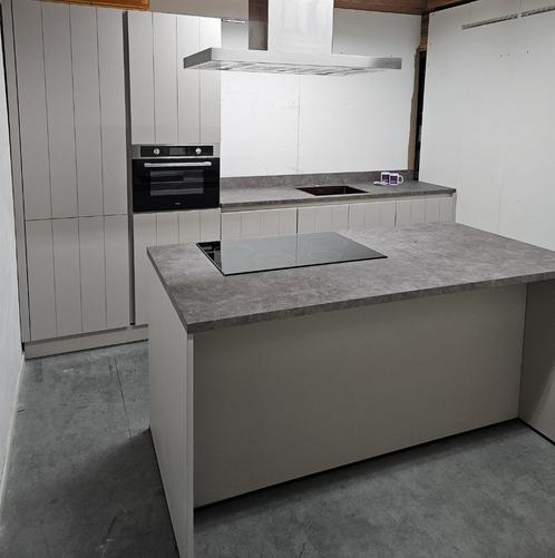 NIEUWE Exclusieve BRUYNZEEL "GOLD" Keuken / INNOVARE Keukens, Huis en Inrichting, Keuken | Complete keukens, Nieuw, Overige typen