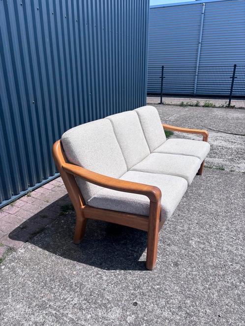 Vintage eiken dyrlund bank, Huis en Inrichting, Banken | Bankstellen, Gebruikt, Minder dan 150 cm, Ophalen